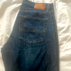 Lucky brand straight jeans 36 x 34